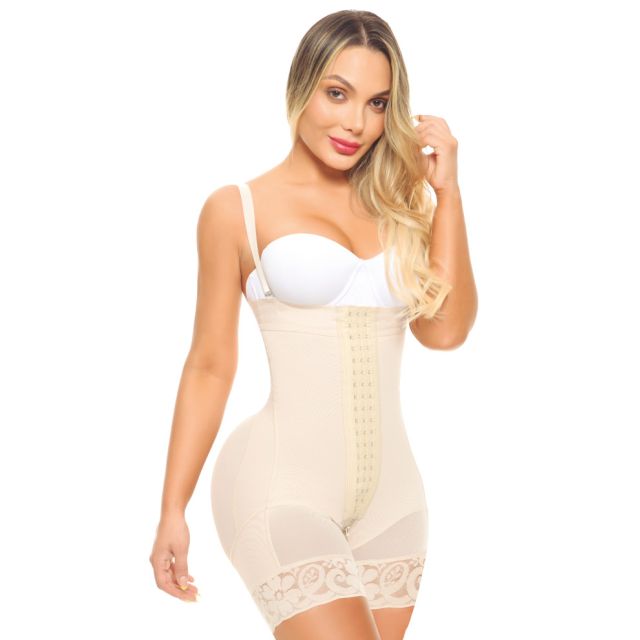 Ann Michell Bootylicious Enhanced Buttocks / Ultra Waist Expanded Hips Short Leg Bodyshaper AM1570